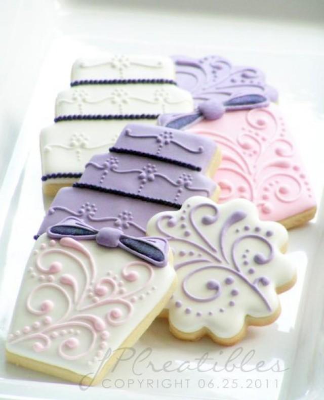 Food & Favor Cookies 1929282 Weddbook