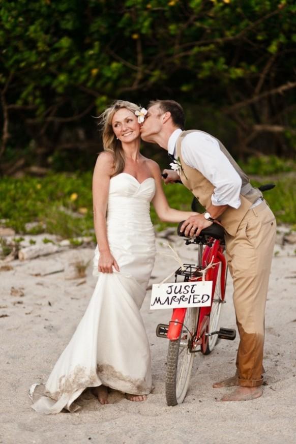 Red Wedding Fun Wedding Ideas 1998011 Weddbook