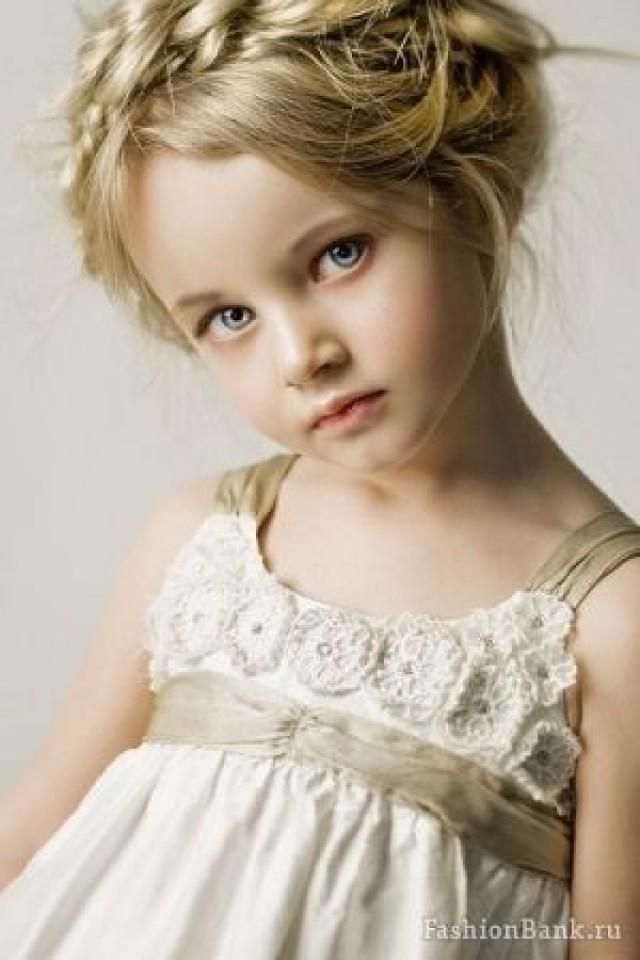 Wedding Hairstyles Flower Girl Hair 2028073 Weddbook