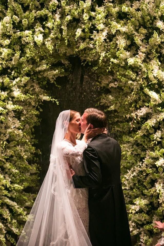 Wedding Dresses - First Kiss #2029346 - Weddbook