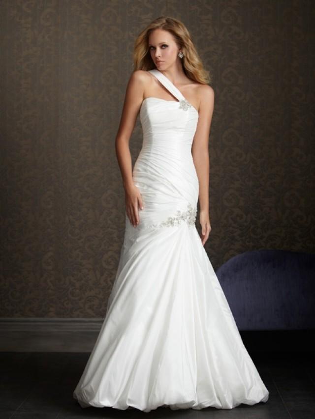 one-shoulder-strap-wedding-dress-inspiration-2046818-weddbook