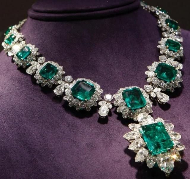 Jewelry Elizabeth Taylor ,emerald Necklace 2049548 Weddbook