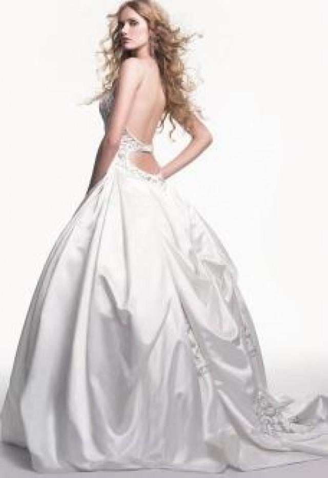 Backless Dresses Backless Wedding Gowns 2052348 Weddbook 