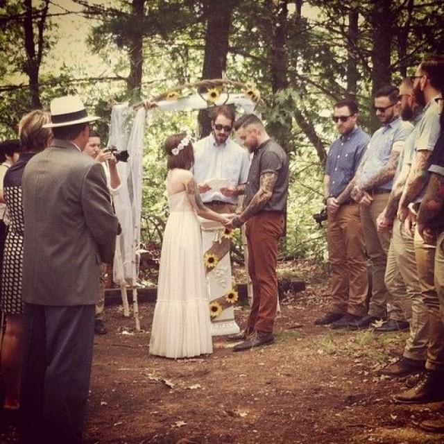 boho ar livre rústico celebração casamento noivos