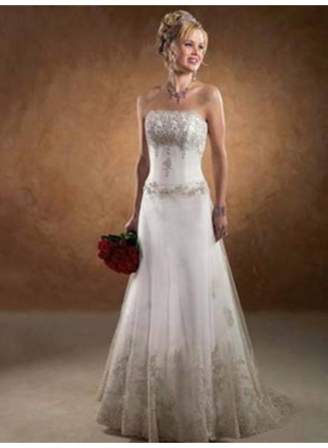 A Line Strapless Applique Brush Train Tulle Wedding Dresses We4092