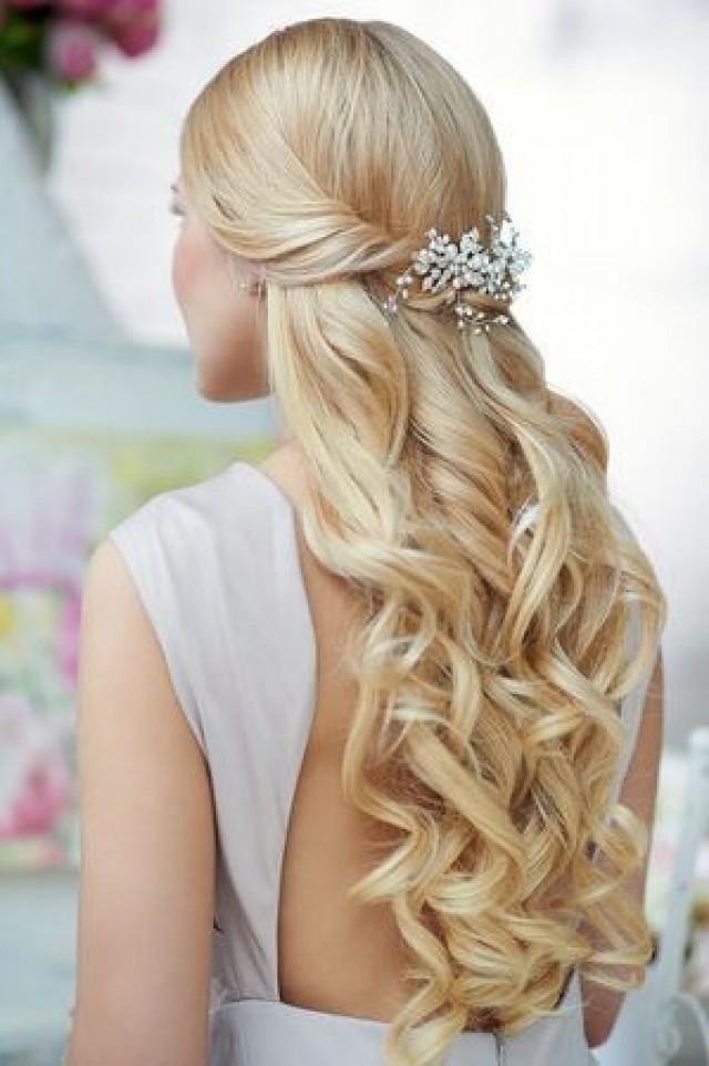 Wedding Hairstyles Pretty Hair 2115396 Weddbook