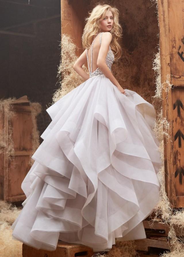 latest-fashion-wedding-dress-online-for-wedding-2158864-weddbook