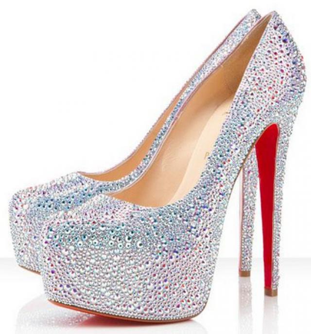 louboutin heels diamond