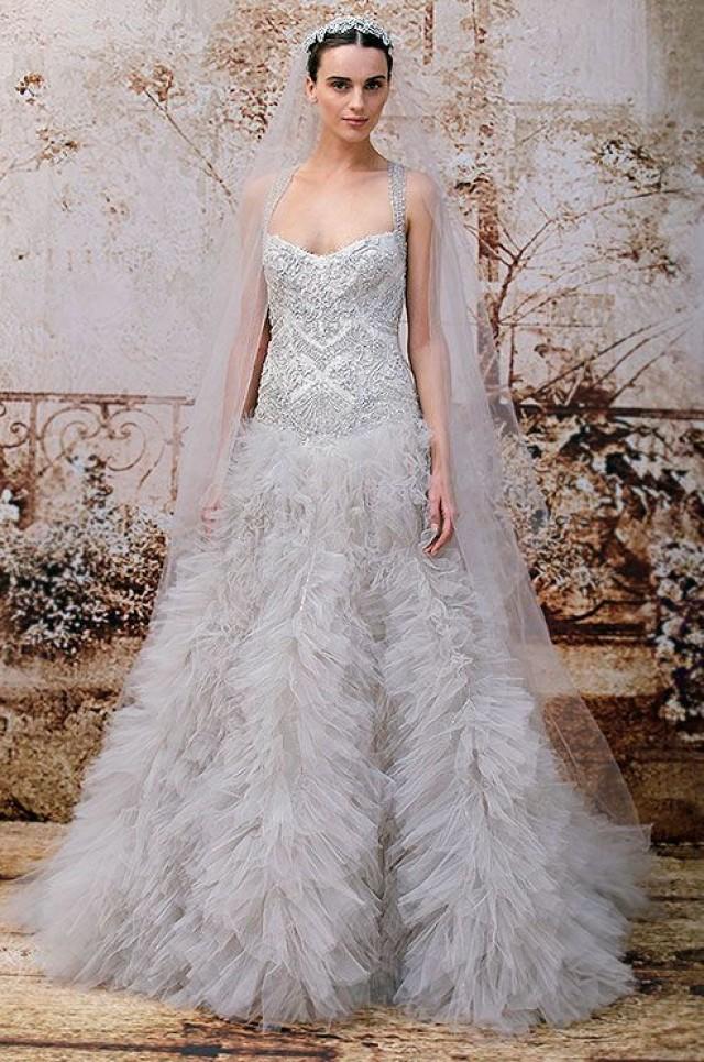 monique lhuillier veil