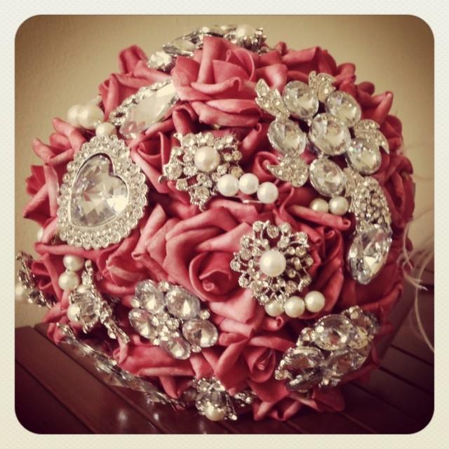 Bouquet Flower - Buque De Broches #2199350 - Weddbook