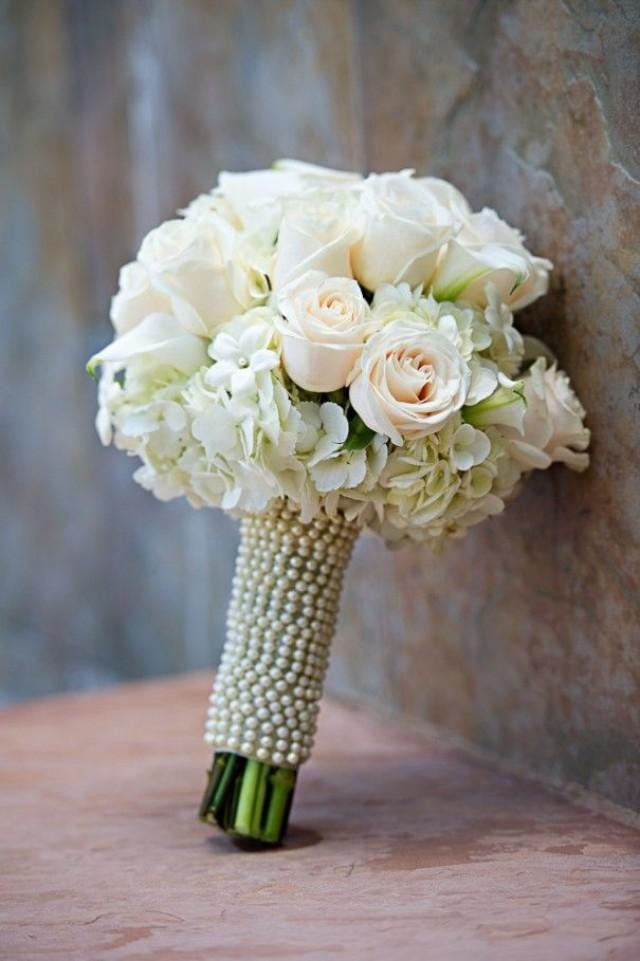 off white wedding flowers
