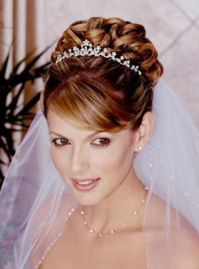 Coiffures De Mariage A Bride S Bridal Hair 2204446 Weddbook