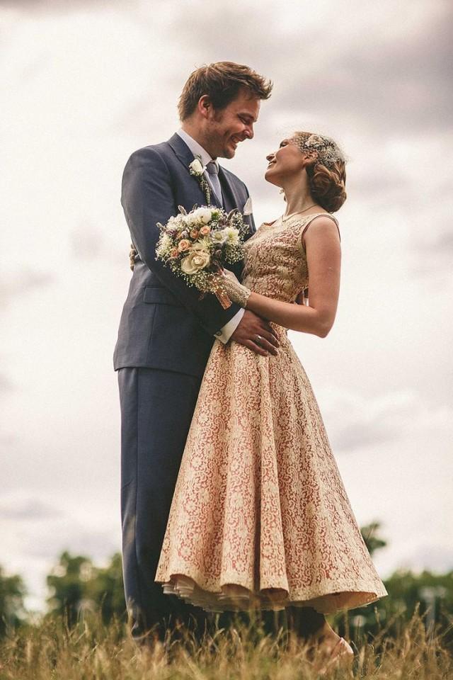 A 1950s Dress For Second Hand Books And 1940s Vintage Inspired A 1950s Dress For Second Hand Books And 1940s Vintage Inspired East London Wedding 2211900 Weddbook