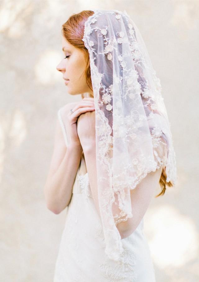 Bridal Veil, Wedding Veil, Blush Pink Floral Beaded Veil, Short Veil
