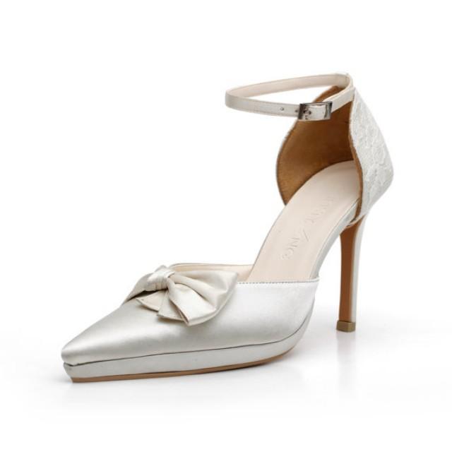 ivory satin pointed heels
