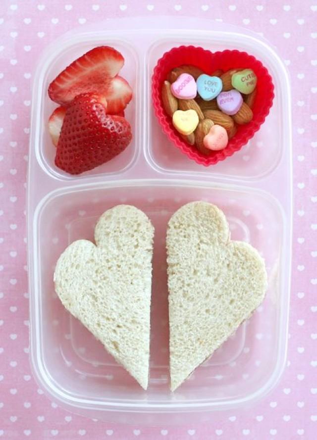 Valentine's Day - 12 Easy, Adorable Valentine Bento Boxes #2234658 ...