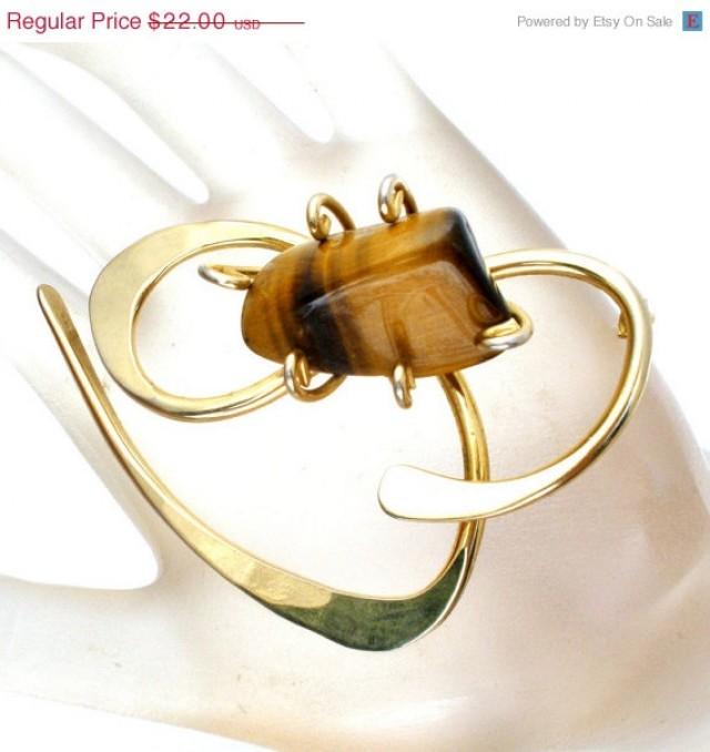 tigers eye brooch