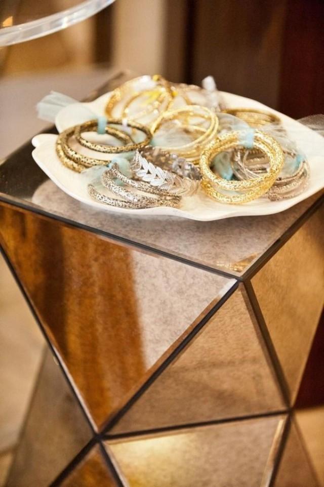 20 Creative Ways To Organize Your Jewelry 2257474 Weddbook