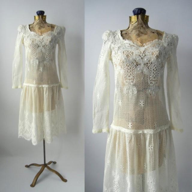 white flapper style dress