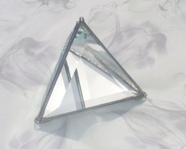 4" Pyramid Bevel Box, Triangular Pyramid Boxes, Ring Bearer Boxes