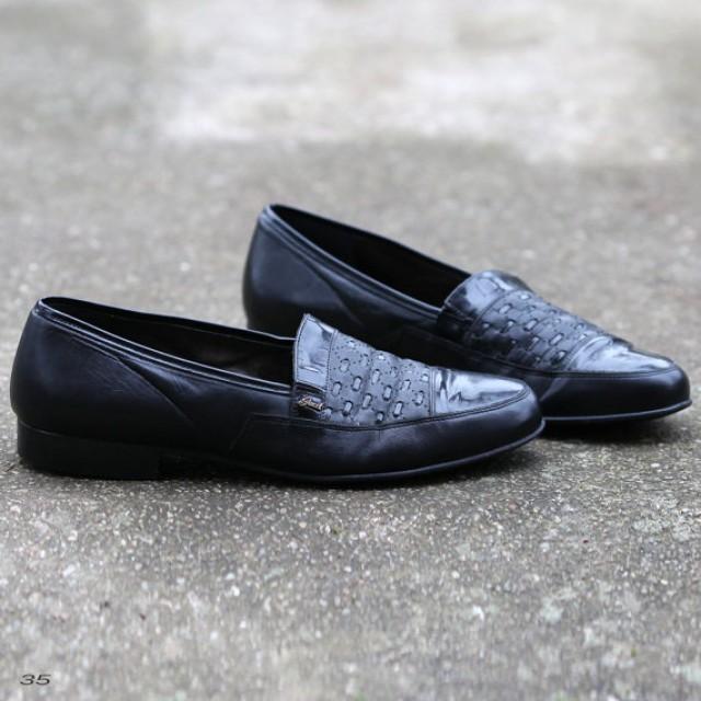 43 shoes to us