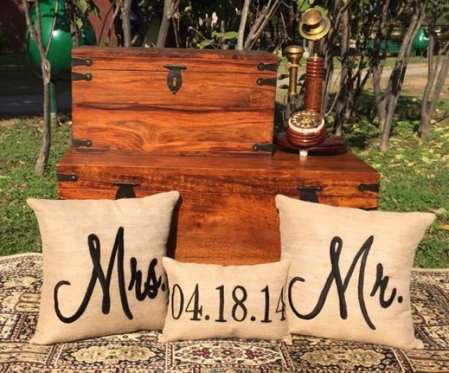 10OFF Mr.& Mrs. Custom Pillow Set With Name And Wedding Date Burlap Wedding Decor Personalized
