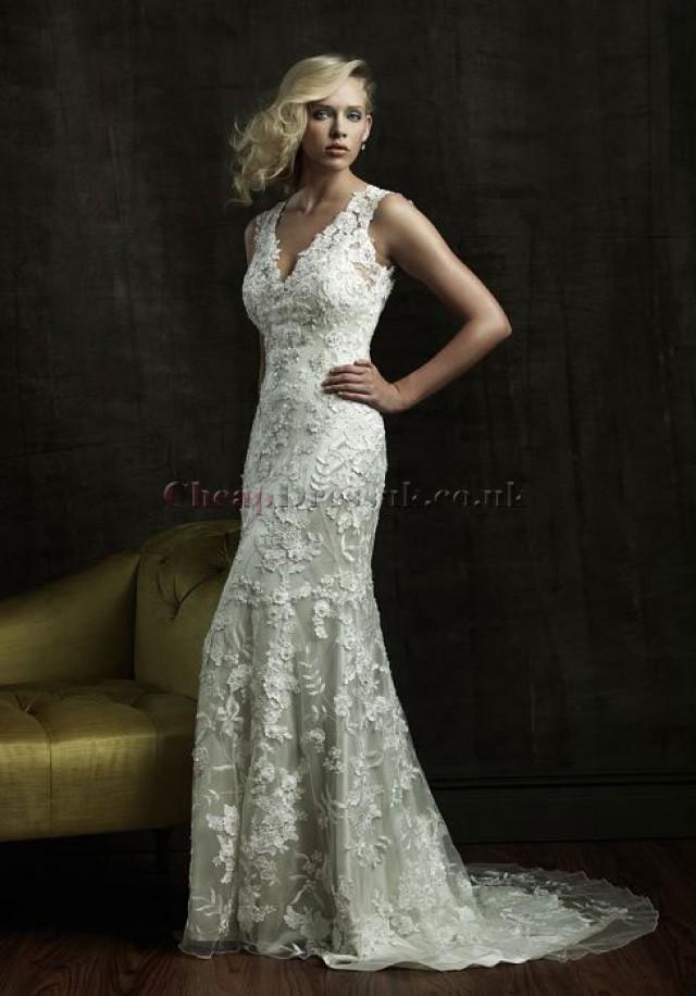 Lace Sheath/column Vneck Sleeveless Natural Waist Court Train Wedding