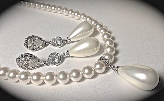 Pearl Necklace And Earrings Set ~ Long 