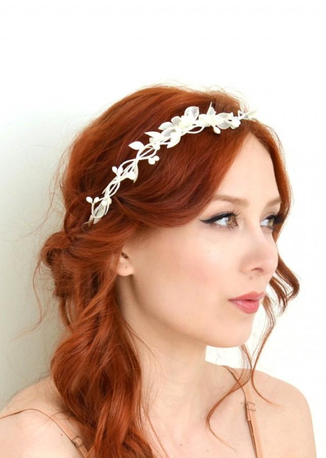 white floral crown headband