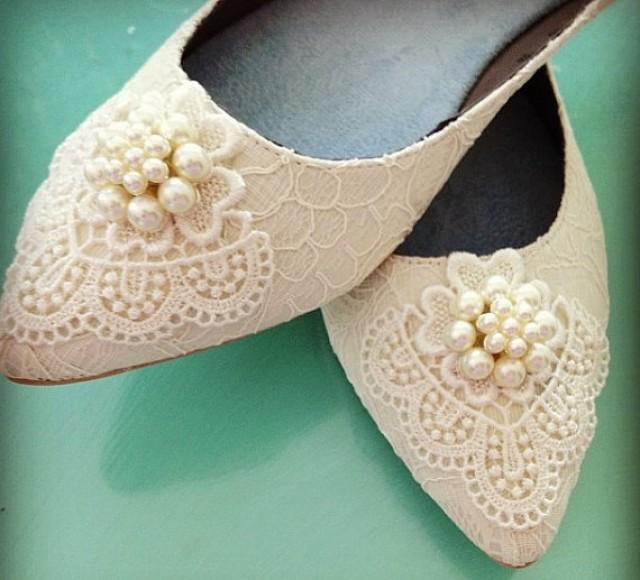 dainty wedding shoes