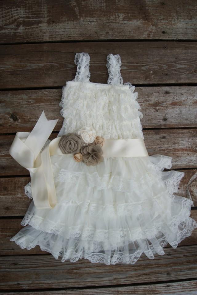 Rustic Flowergirl Dress. Country Lace Dress. Flower Girl Dress. Ivory