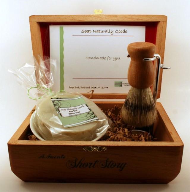 Groom Groomsmen Shave Kits Gift Box With Stand 2336401 Weddbook
