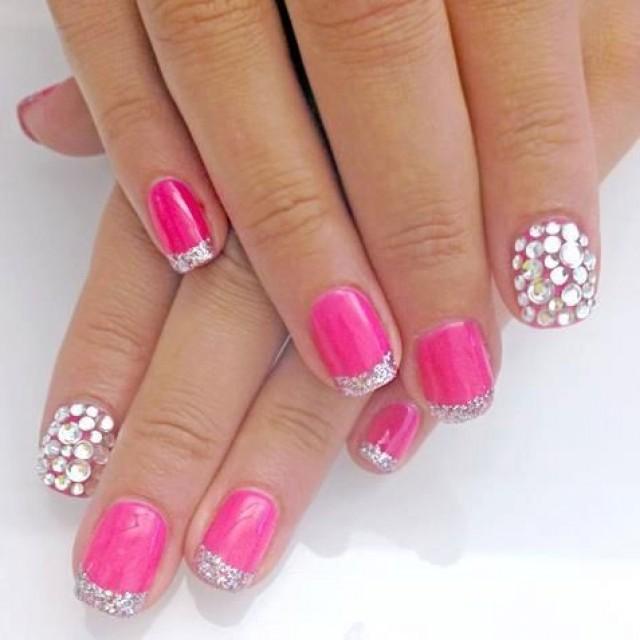20 Embellished Nail Art Designs That Are Totally Awesome 2366391 Weddbook