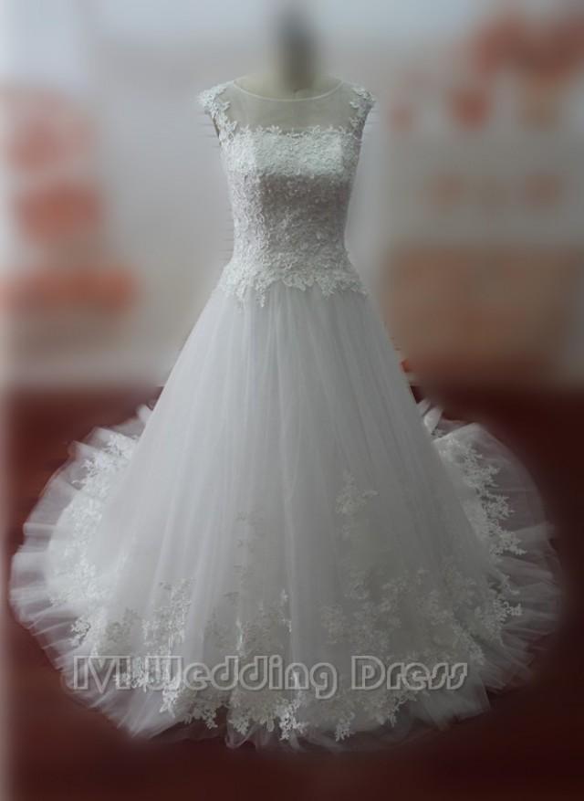 samples of lace gown