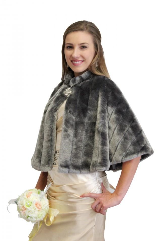 Gray Faux Fur Cape, Wedding Cape, Bridal Fur Capelet, Faux Fur Shrug