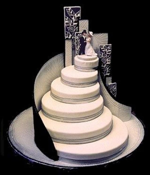 Top 27 Des Gateaux De Mariage Insolites Et Originaux Vraiment 2409545 Weddbook 4696