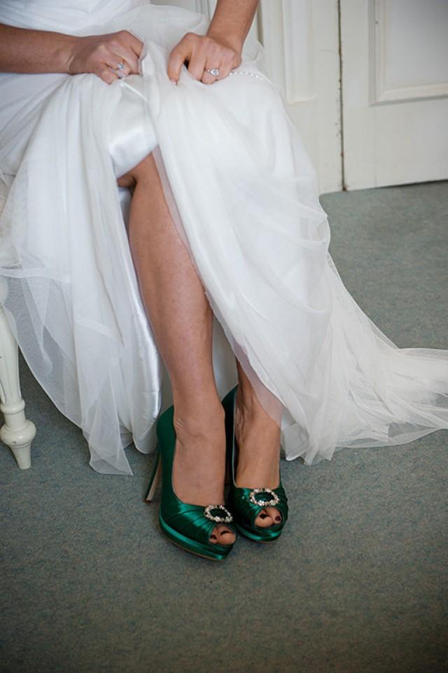 emerald green heels for wedding