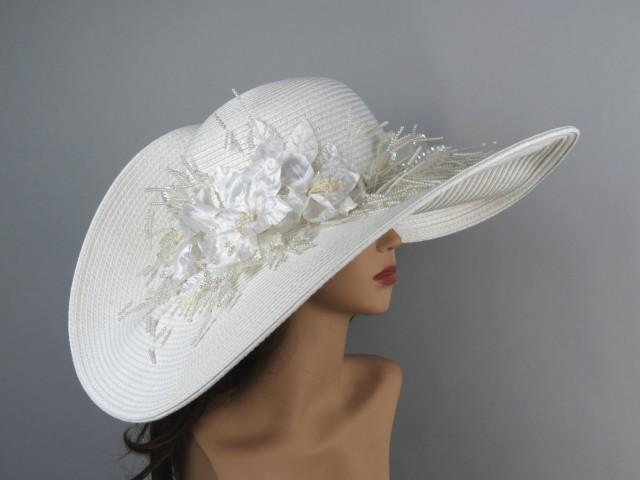 derby white hat