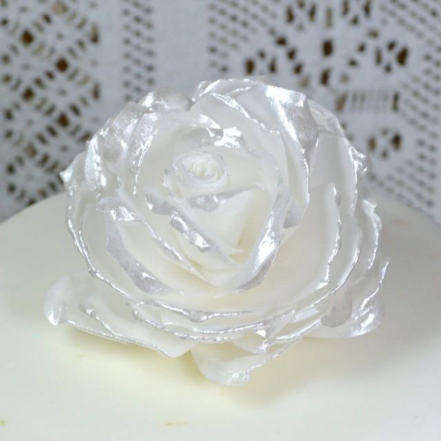Edible White Pearl Lustre Rose 3d Flowers Wedding Cake Topper