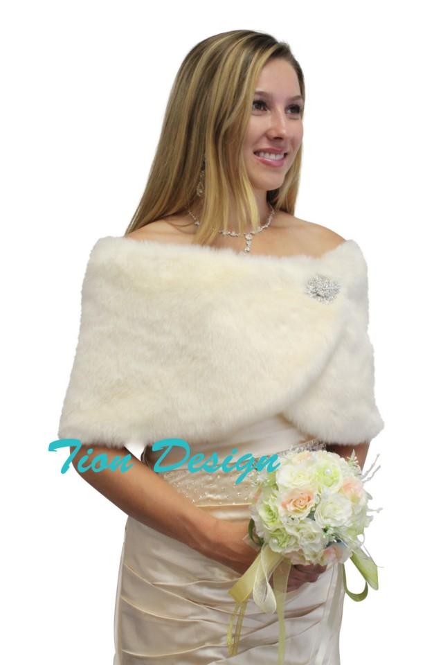 Bridal Fur Wrap, Light Champagne Faux Fur Wedding Wrap, Faux Fur Stole, Faux Fur Shrug, Faux Fur