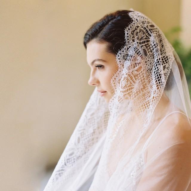 Bridal Veil, English Silk Tulle, Chantilly Lace, Drop Veil, Mantilla
