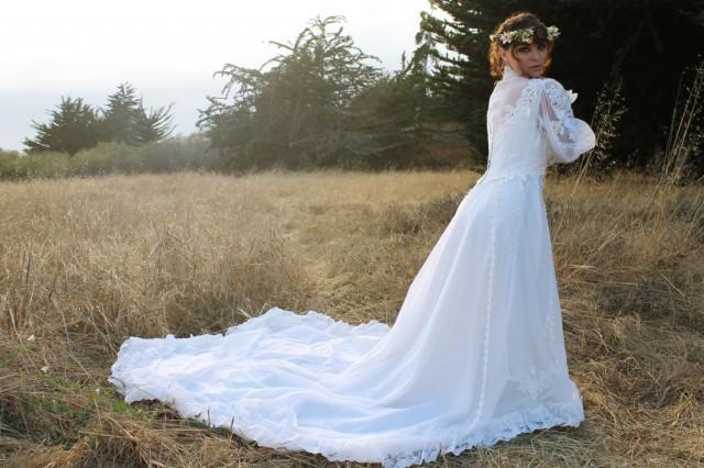 Meadow Vintage 1980 S Wedding Dress White Princess Cut Long Sleeve