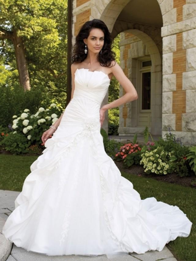 Strapless Crumbcatcher Ball Gown Wedding Dress With Sunburst Pleated