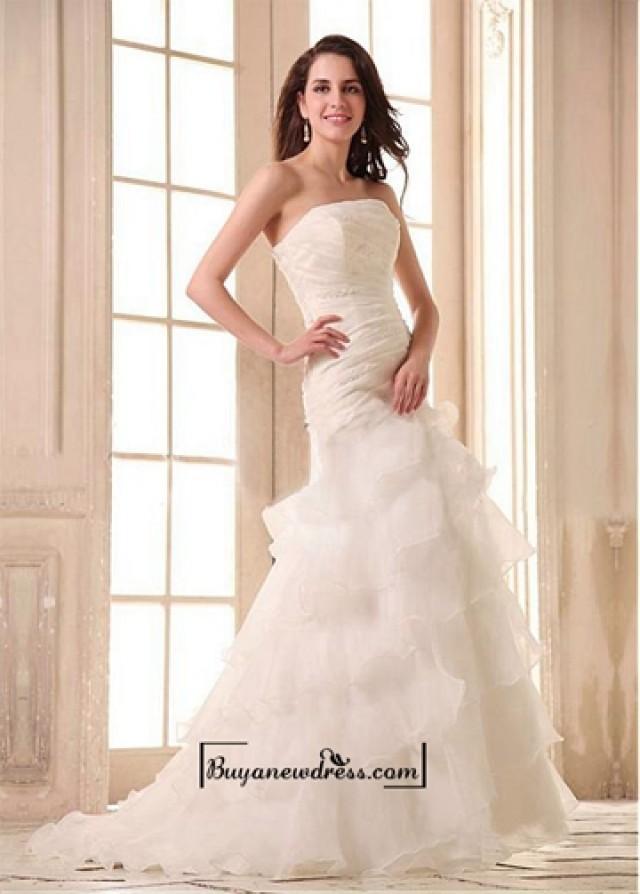 Alluring Satin&Organza Satin A-line Strapless Neckline Dropped