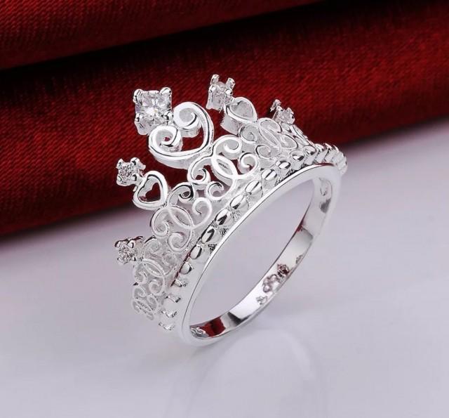 Princess tiara promise ring top