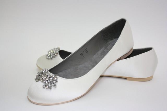 comfortable flat shoes for wedding