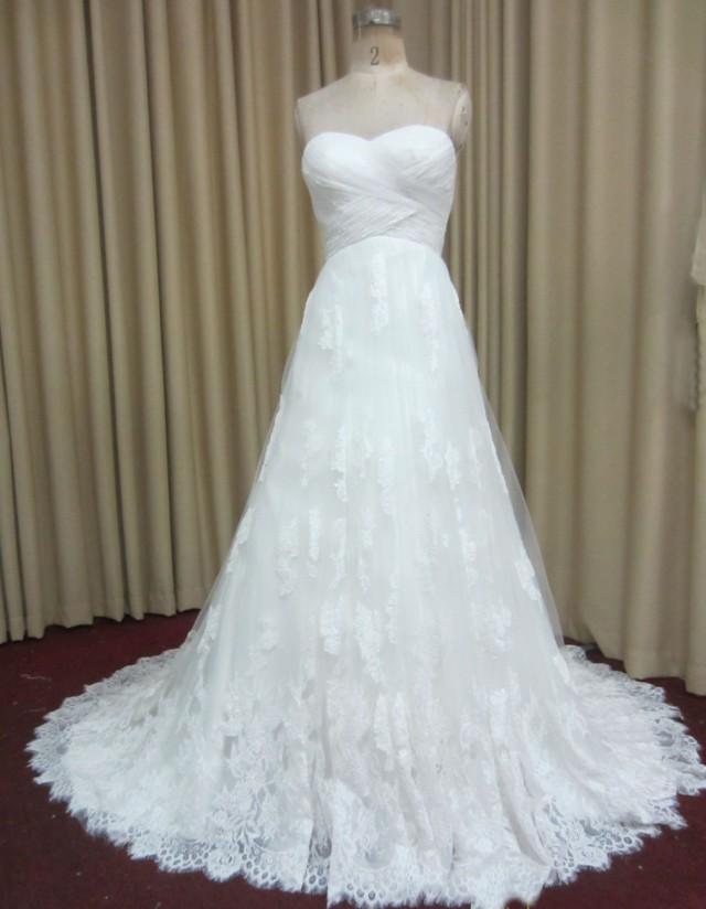 Criss Cross Ruched Chiffon Sweetheart Neckline Wedding Dress With Appliques Lace Trim And