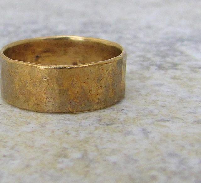distressed band