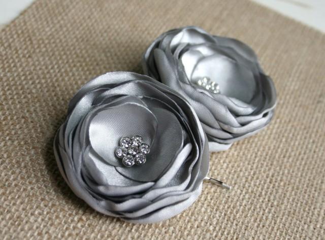 Grey Flower Hair Clips Silver Wedding Hair Accessory Gray