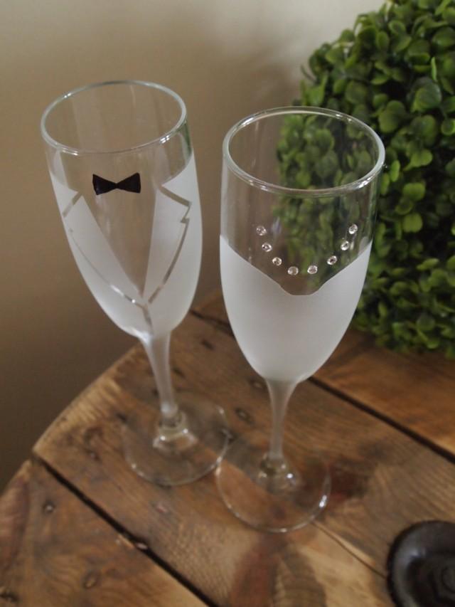Bride And Groom Frosted Champagne Glasses 2515194 Weddbook